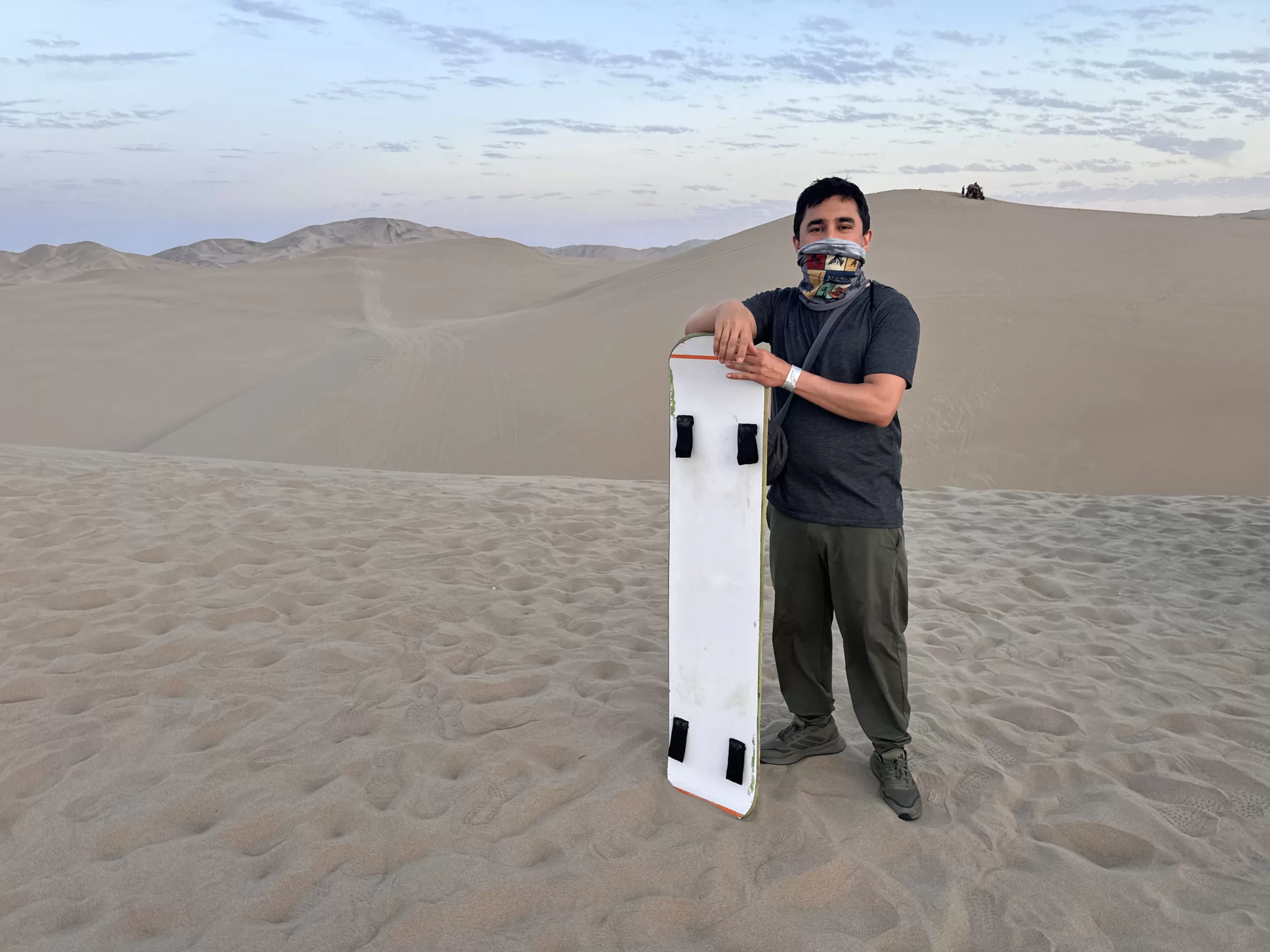 Sandboarding: deslízate por la arena
