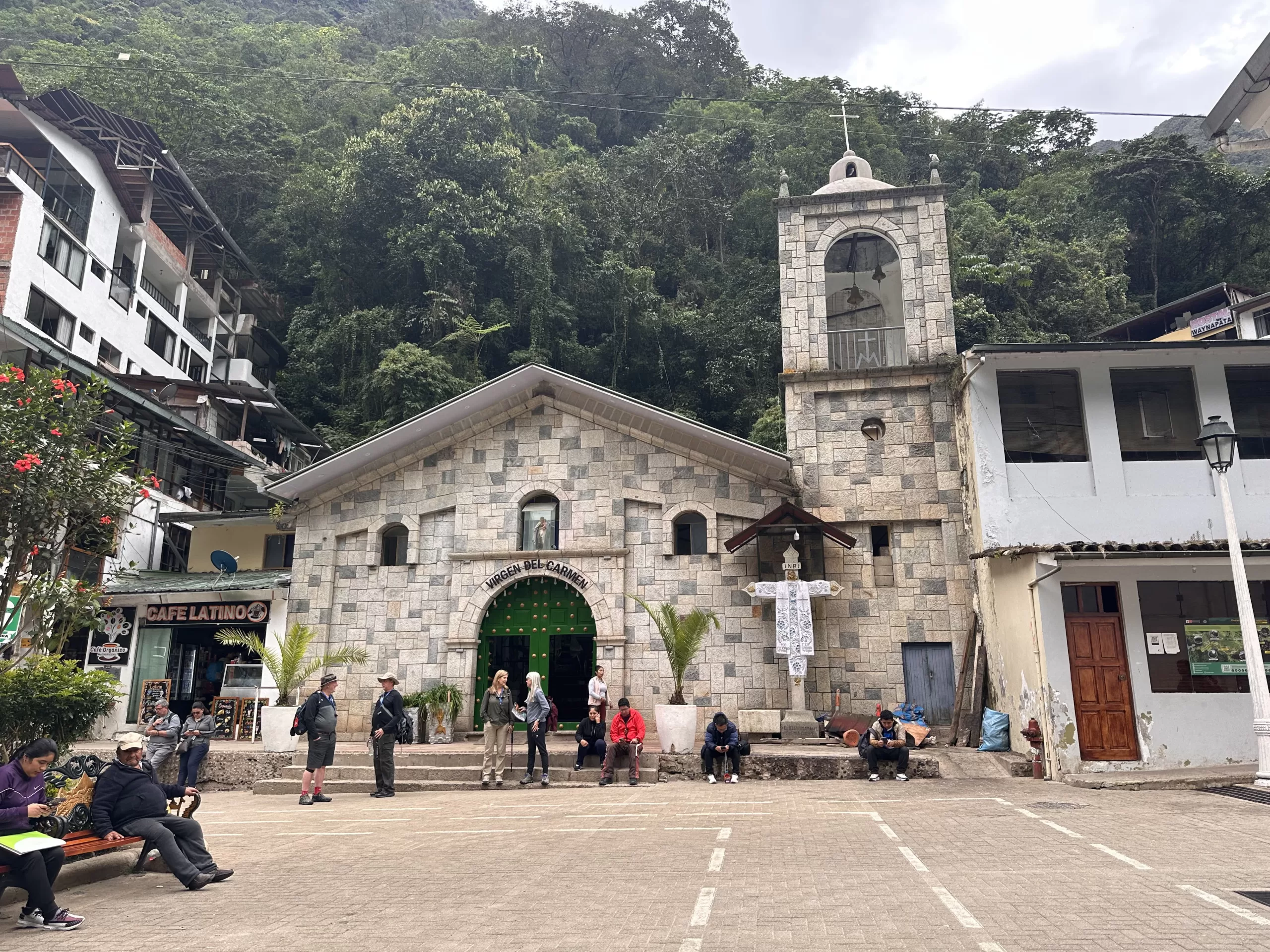 Iglesia principal de la ciudad de Aguas Calientes