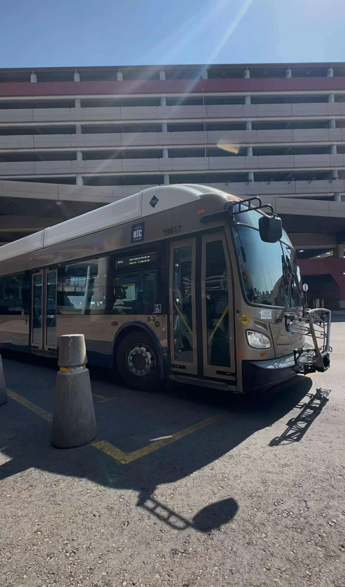 Estación de bus en el aeropuerto de Las Vegas