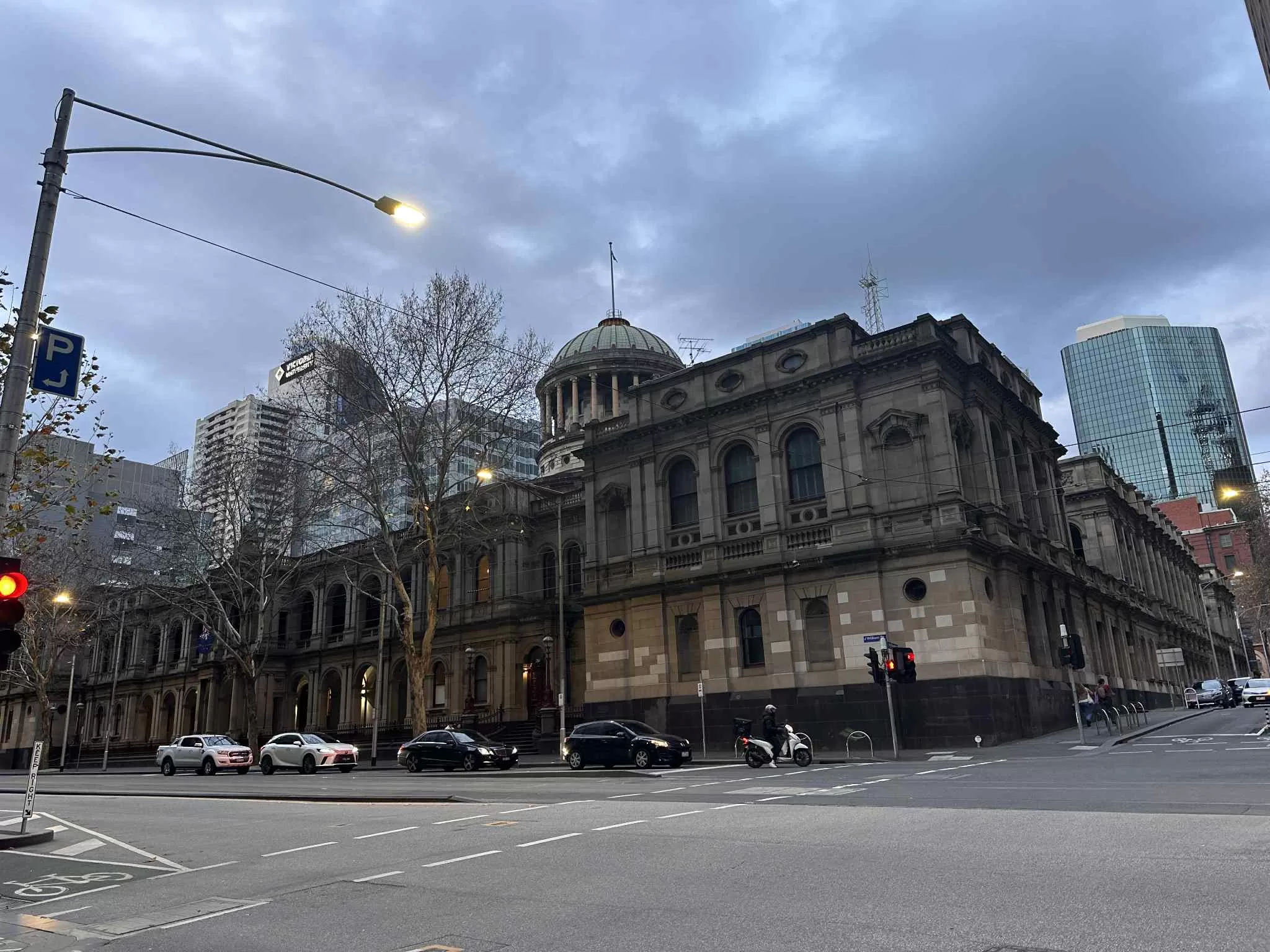 Pasear por las calles de la ciudad