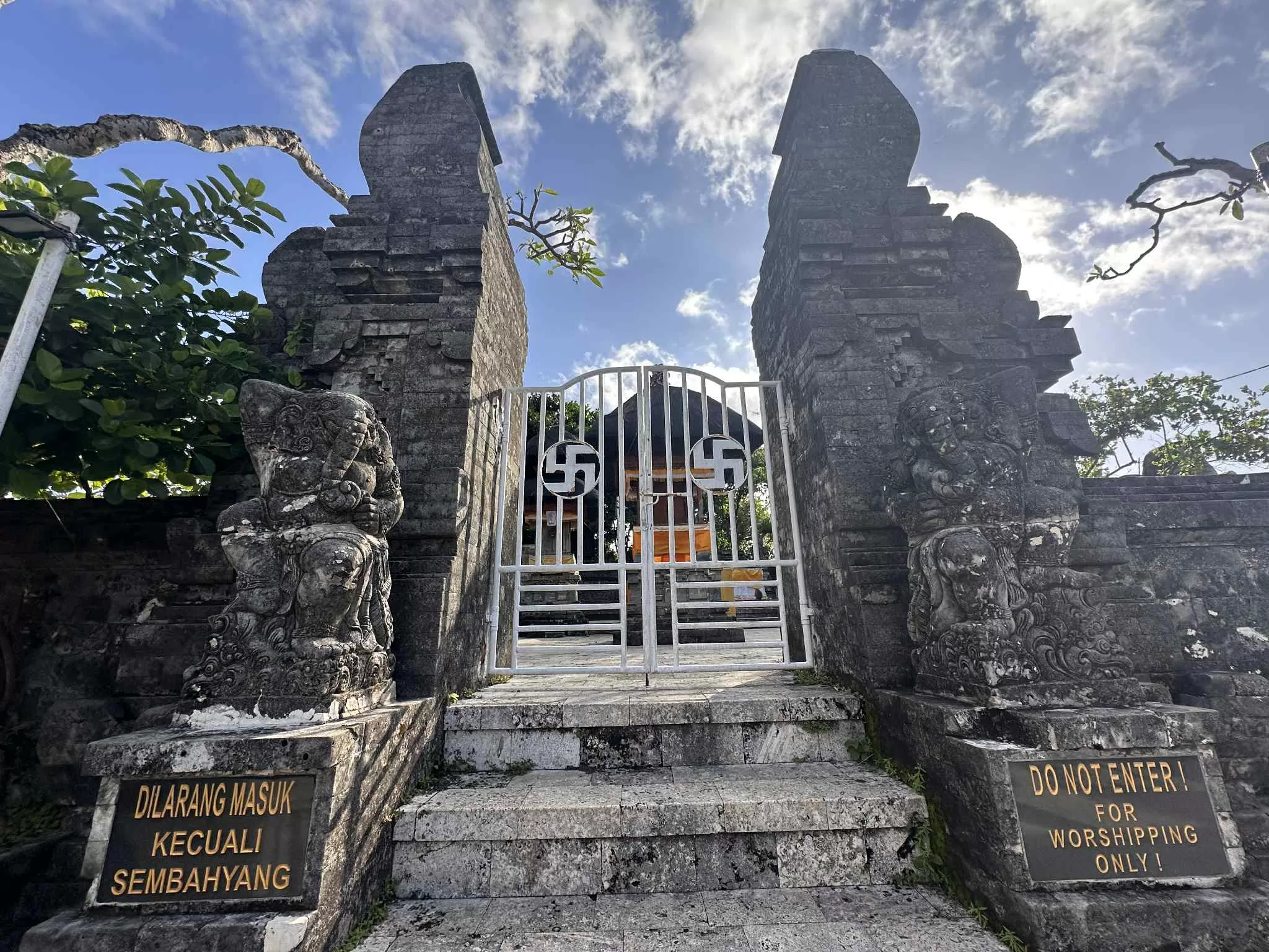 Templo de Uluwatu interior