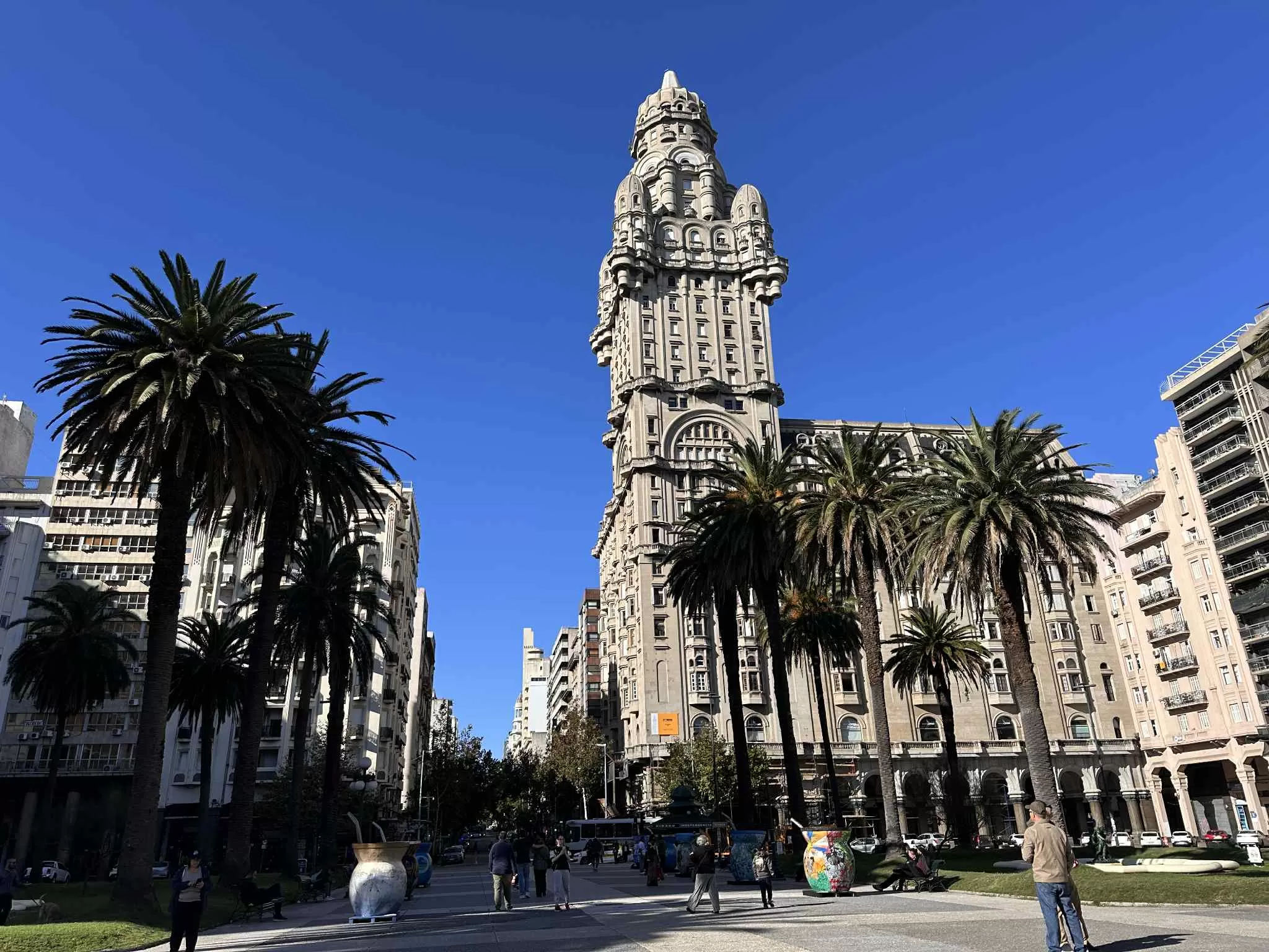 Palacio Salvo en el centro de la ciudad