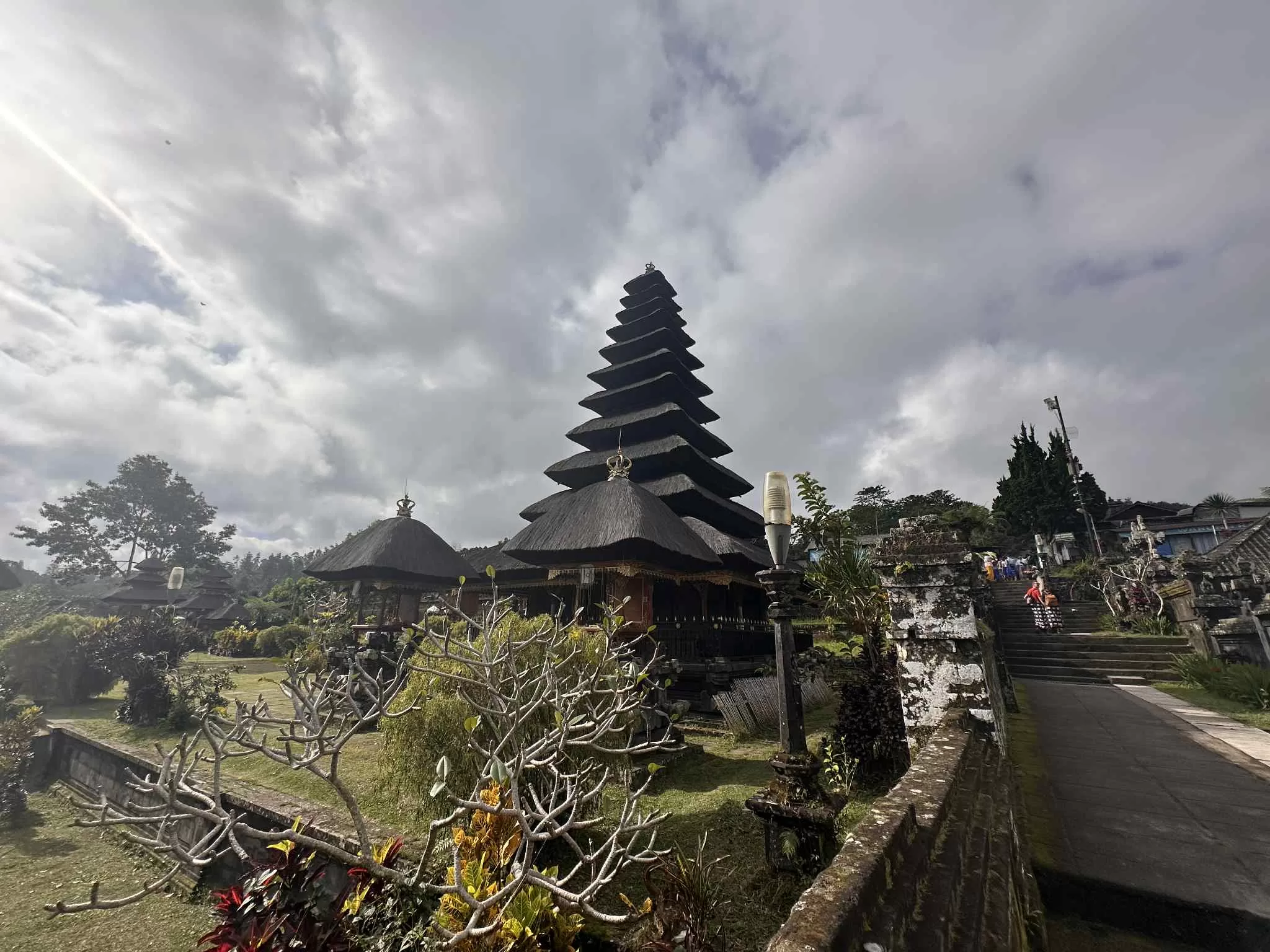Vistas impresionantes al Templo Madre de Besakih