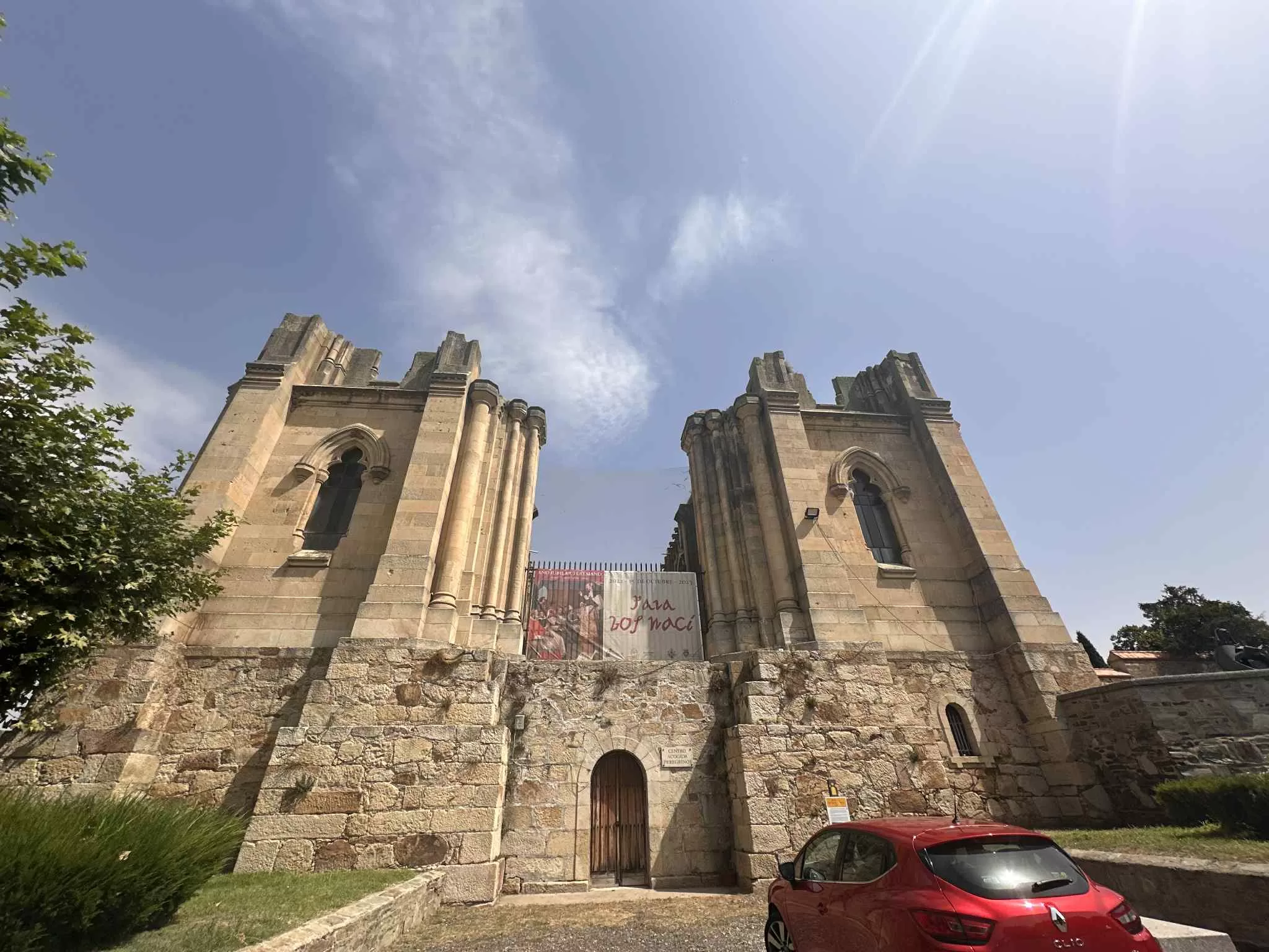 Basílica de Santa Teresa en Alba de Tormes en España