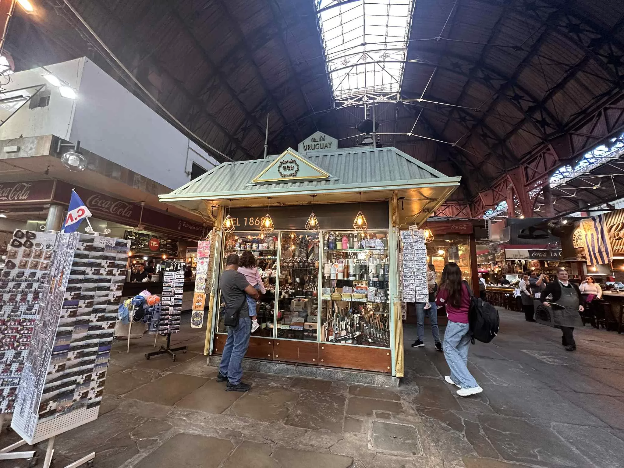 Interior del Mercado en Montevideo