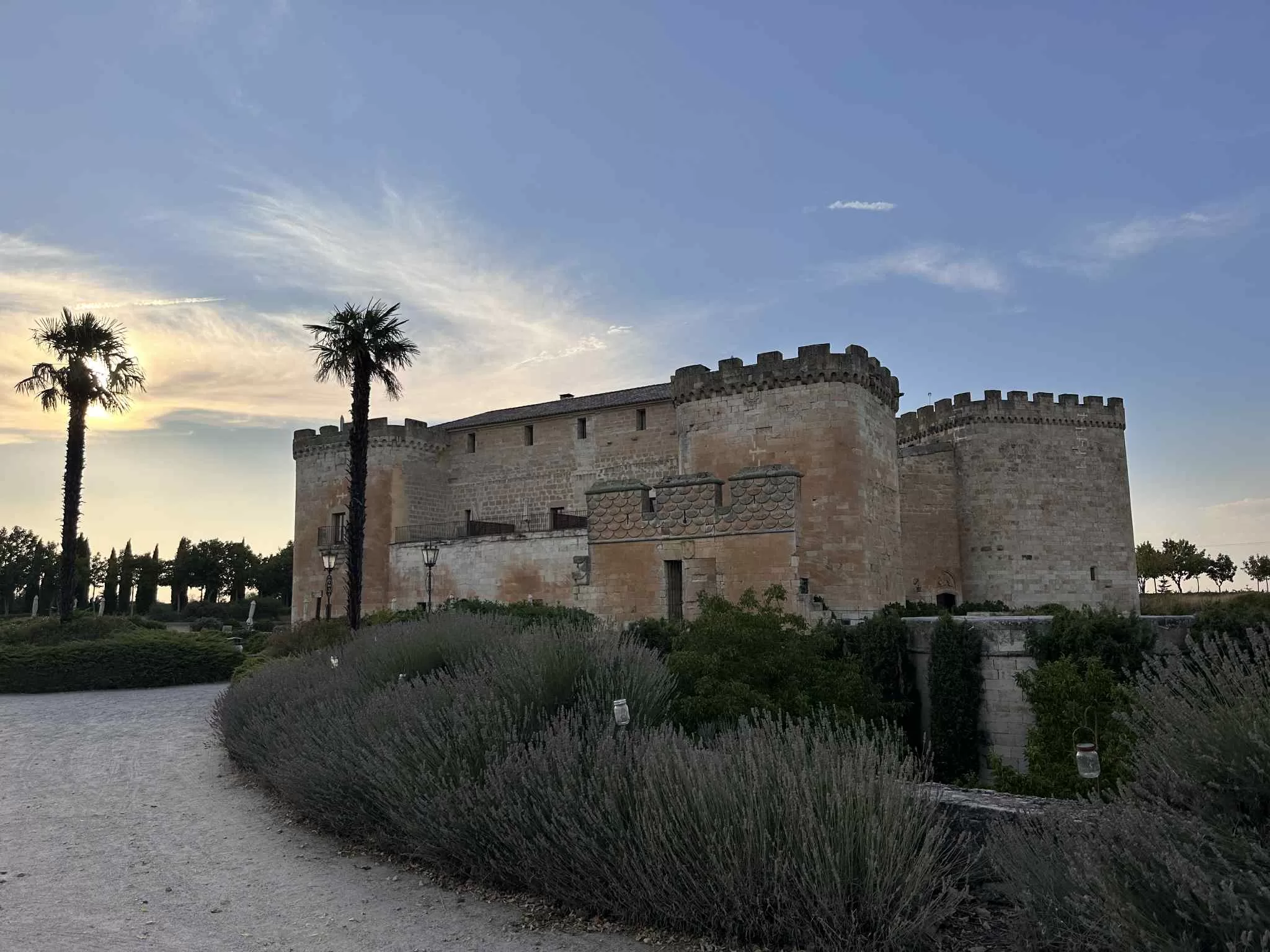 Alojarse en el Castillo del Buen Amor (Mi Experiencia) | España