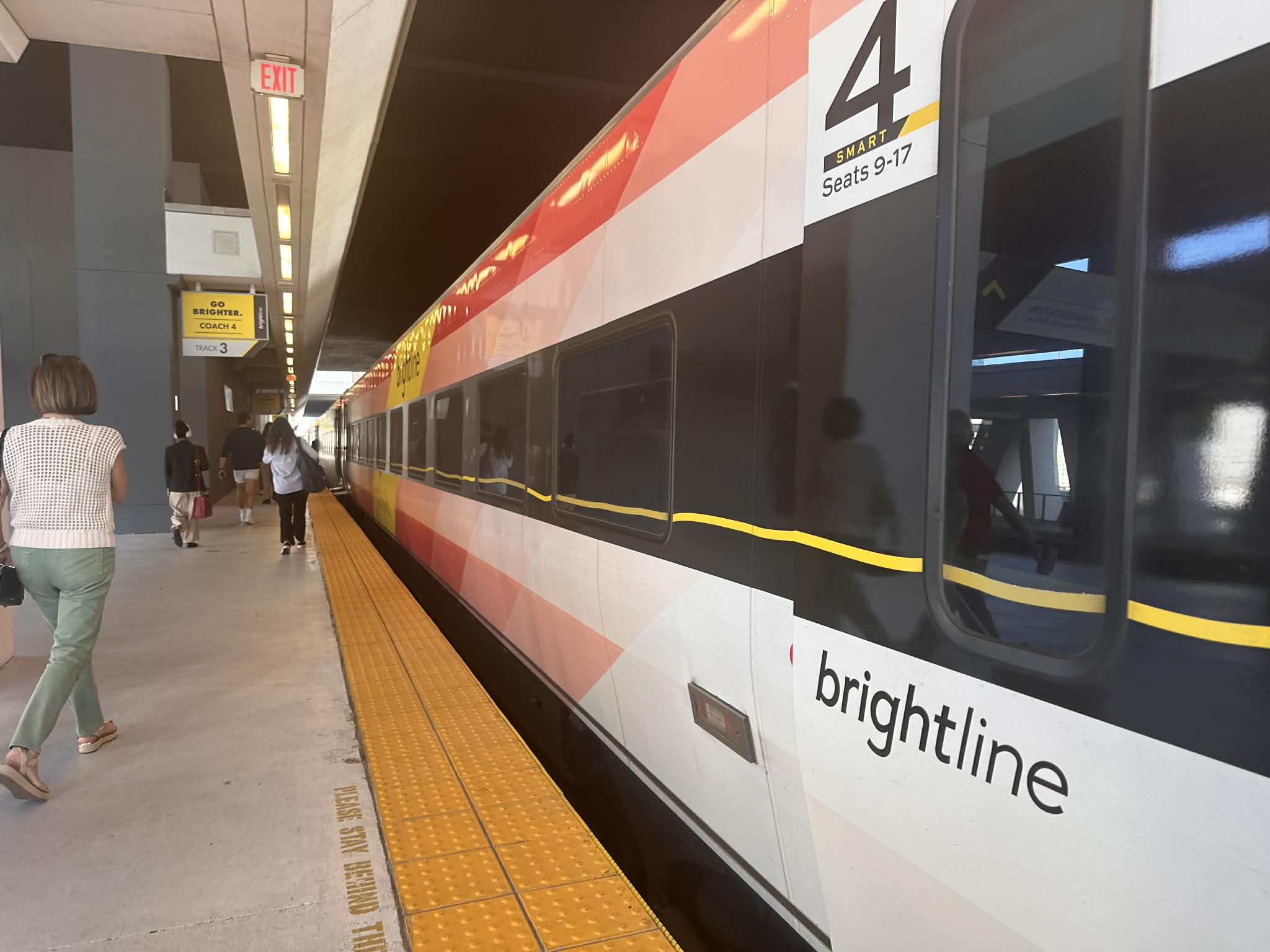 ¿Cómo ir de Miami a Orlando en tren?