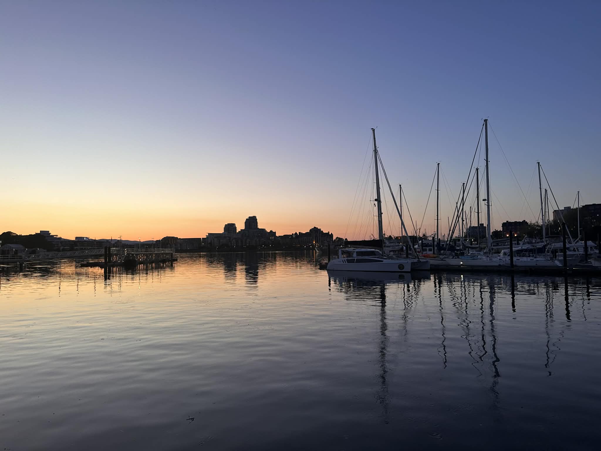 El puerto interior y el paseo marítimo: corazón de la ciudad - Qué ver en Victoria