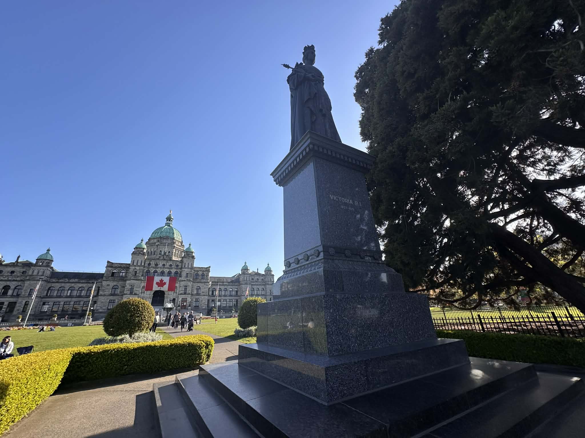 Qué ver en la isla de Vancouver - Estatua de Victoria