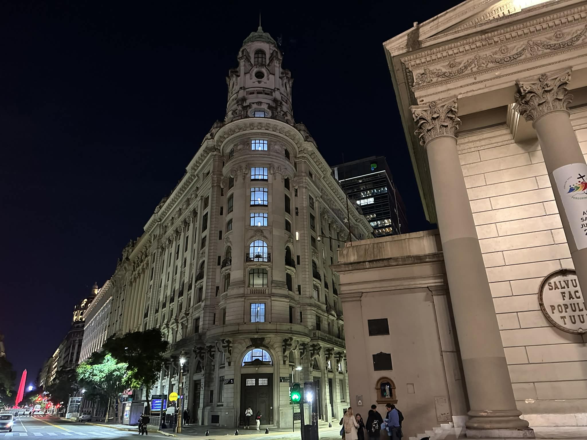 Edificio del Banco Argentino Uruguayo