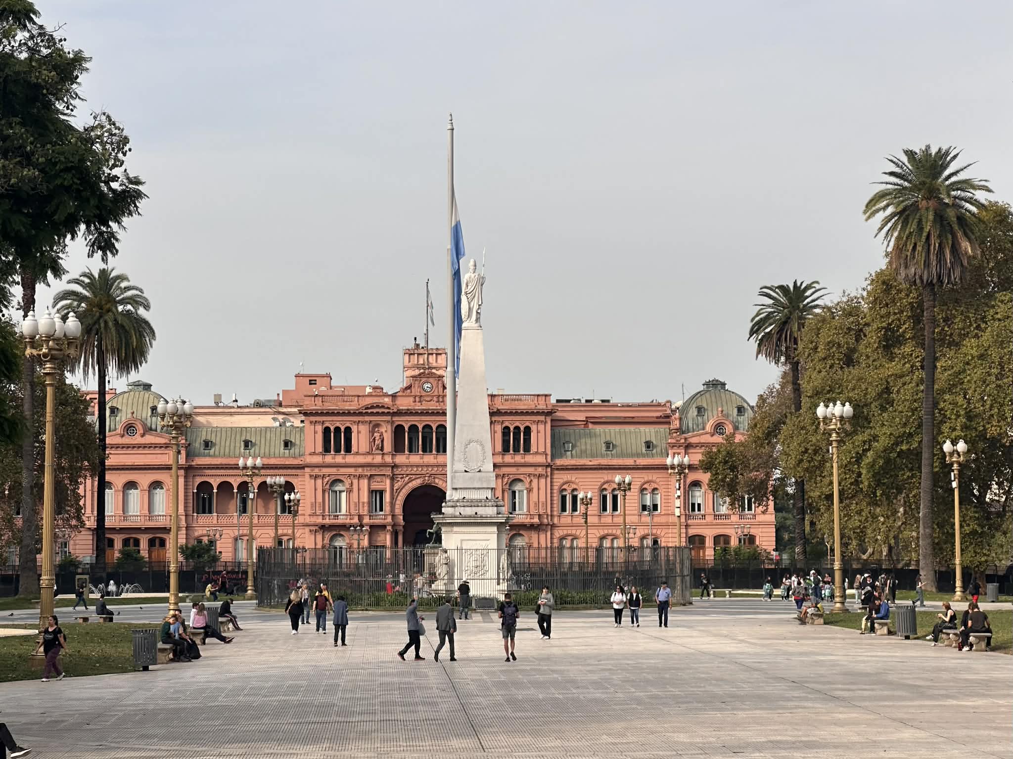 Plaza de Mayo: el corazón político e histórico