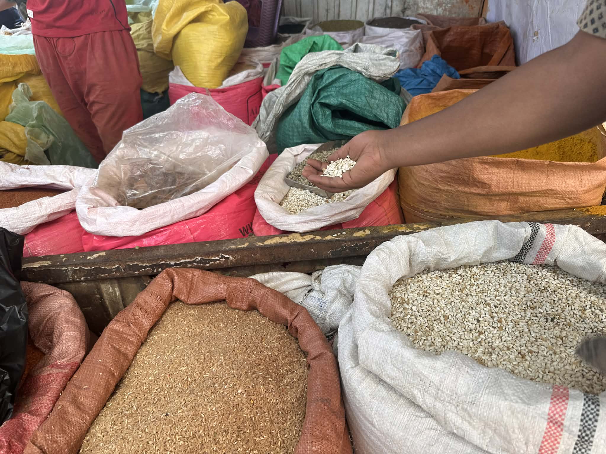 Visitando el Merkato en Etiopía