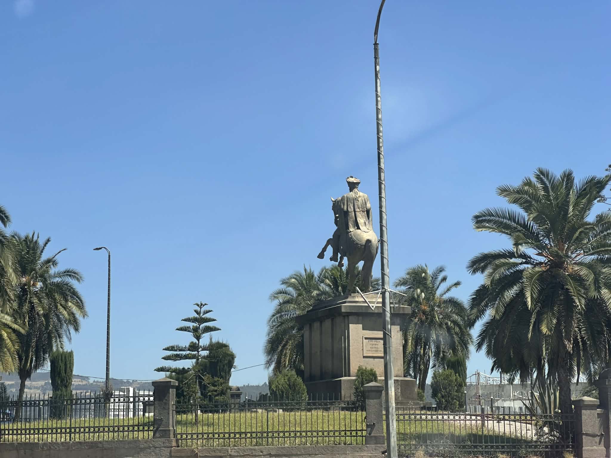Estatua de Menelik II en Addis Abeba