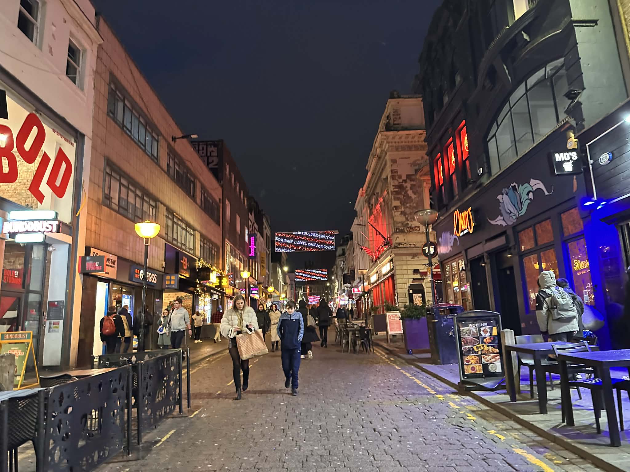 Barrio de RopeWalks: arte y vida nocturna