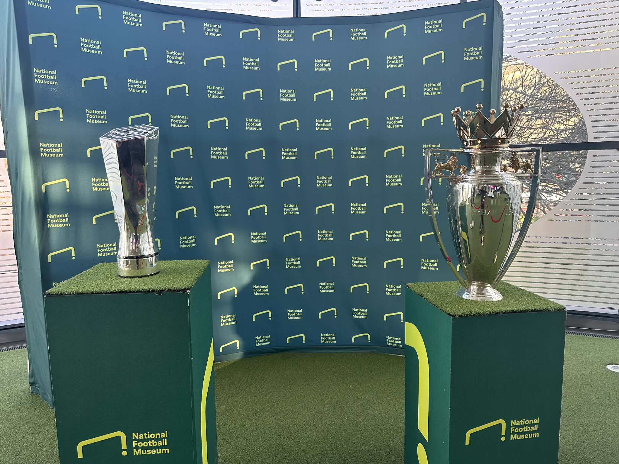 Trofeos dentro del Museo Nacional del Fútbol