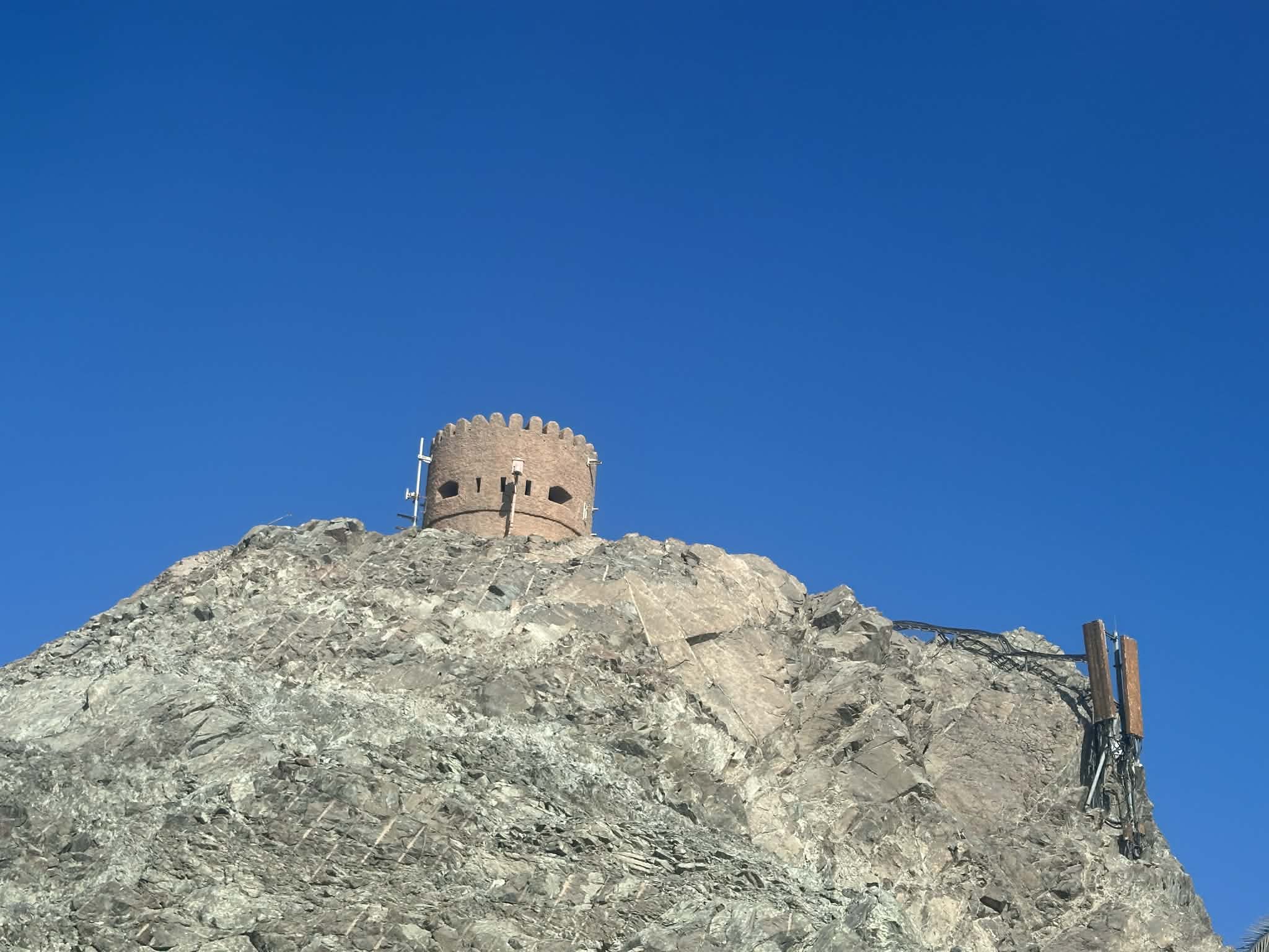 Visita las Torres de Vigilancia de Mutrah en Mascate