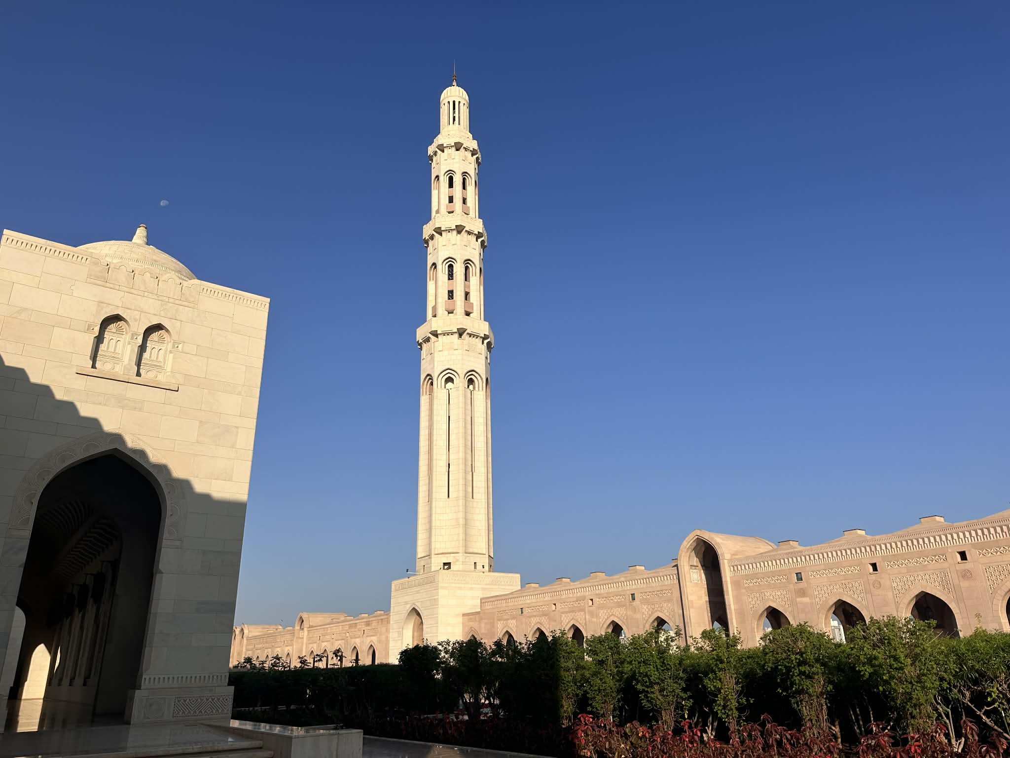 Minarete de la Gran Mezquita de Muscat (Mascate)