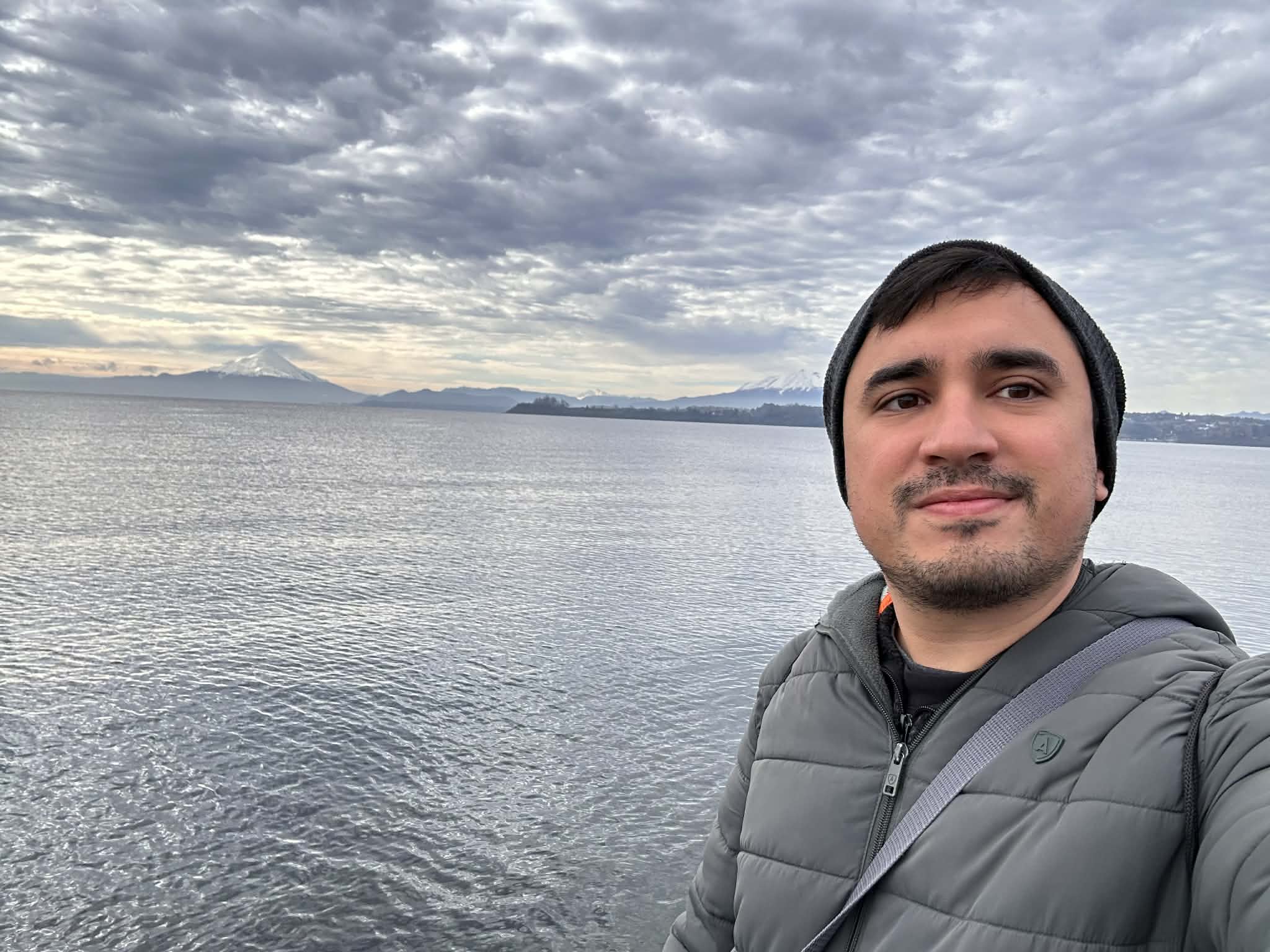 Vistas al Volcán Osorno desde Puerto Varas