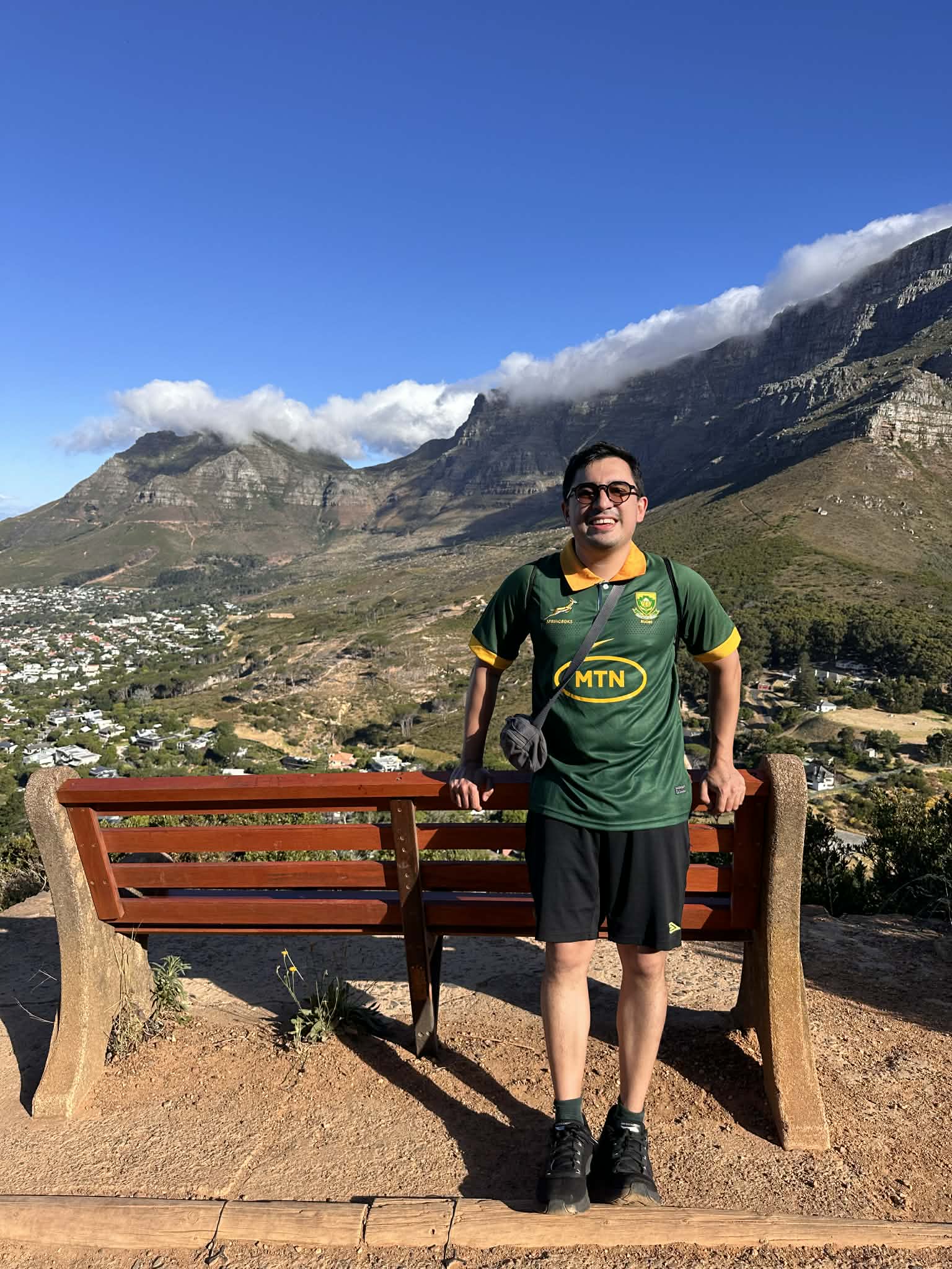 Subir al mediodía a Lion's Head