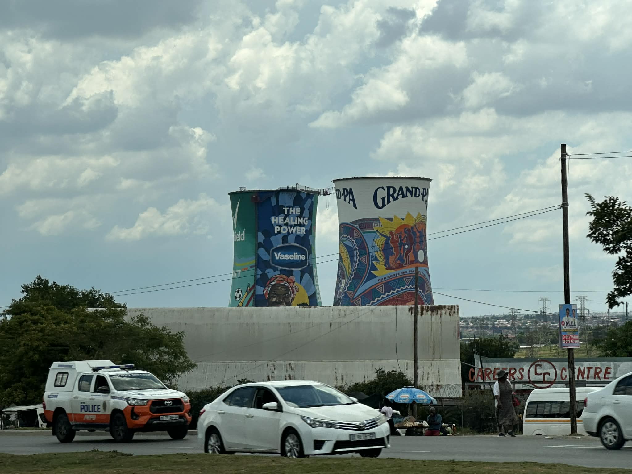 Torres de Orlando en Soweto